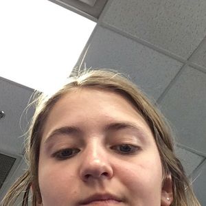 Meet your Posher, Caroline